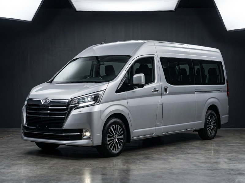 Sewa Hiace Premio Premium Makassar